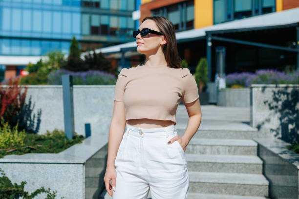 Minimalist Summer Outfits: Simple Fashion Ideas for a Clean and Stylish Look