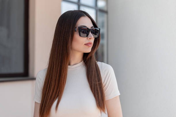 Minimalist Summer Outfits: Simple Fashion Ideas for a Clean & Stylish Look