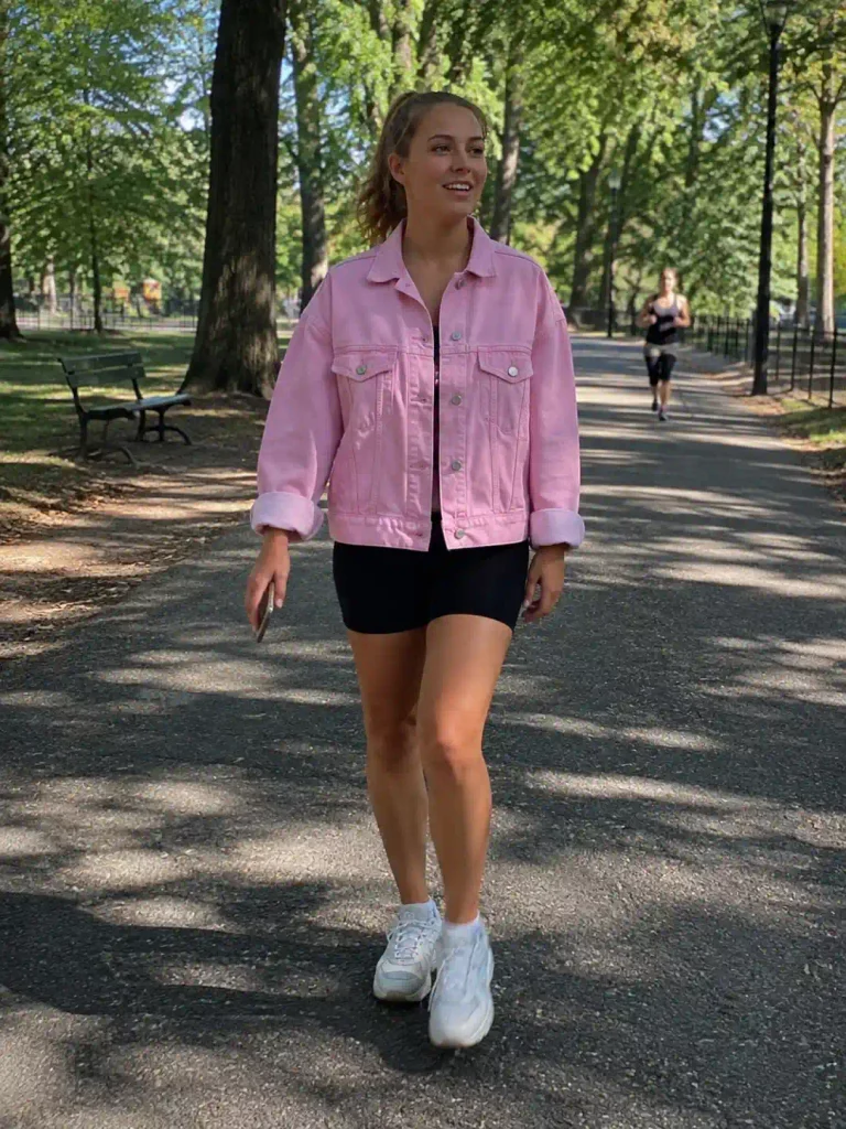Oversized jacket with bike shorts