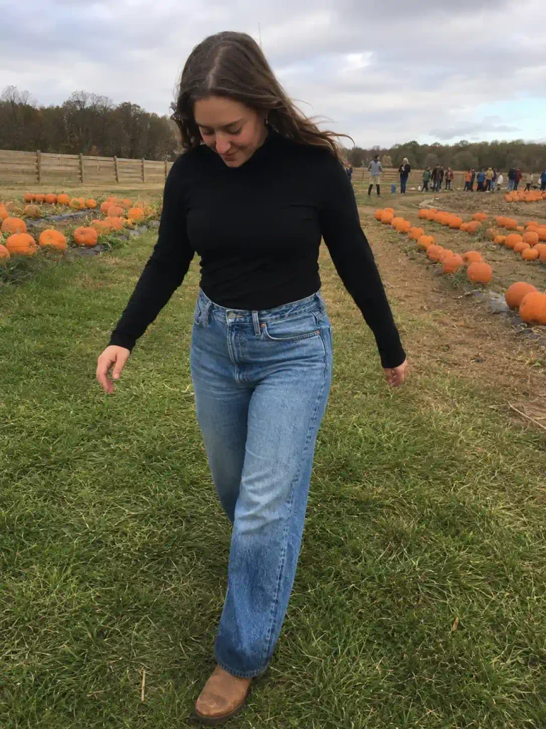 Wide-leg jeans with