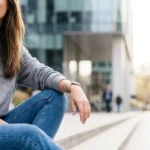 Jeans And A Sweatshirt Outfit